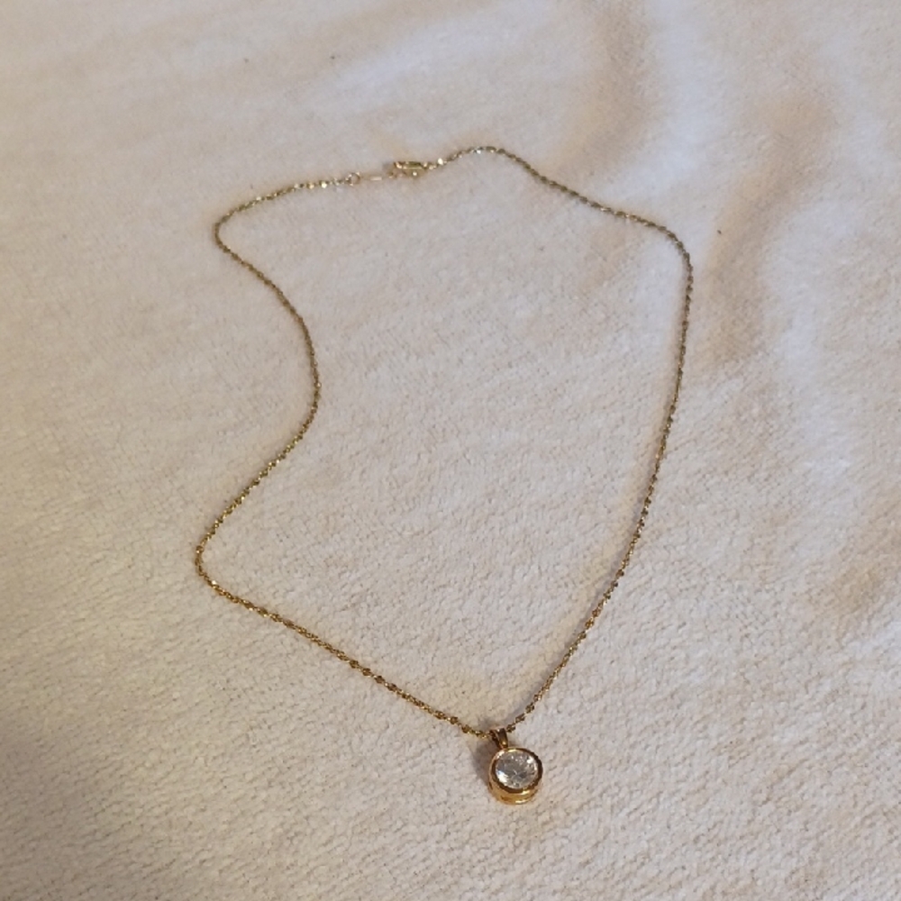 22ktl Gold Necklace with Crystal Pendant